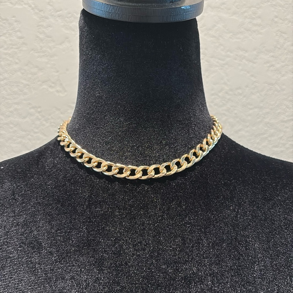 NWT Iron Flat Gold Chain Necklace (Unisex Brandnew) Fashion 15.7inches